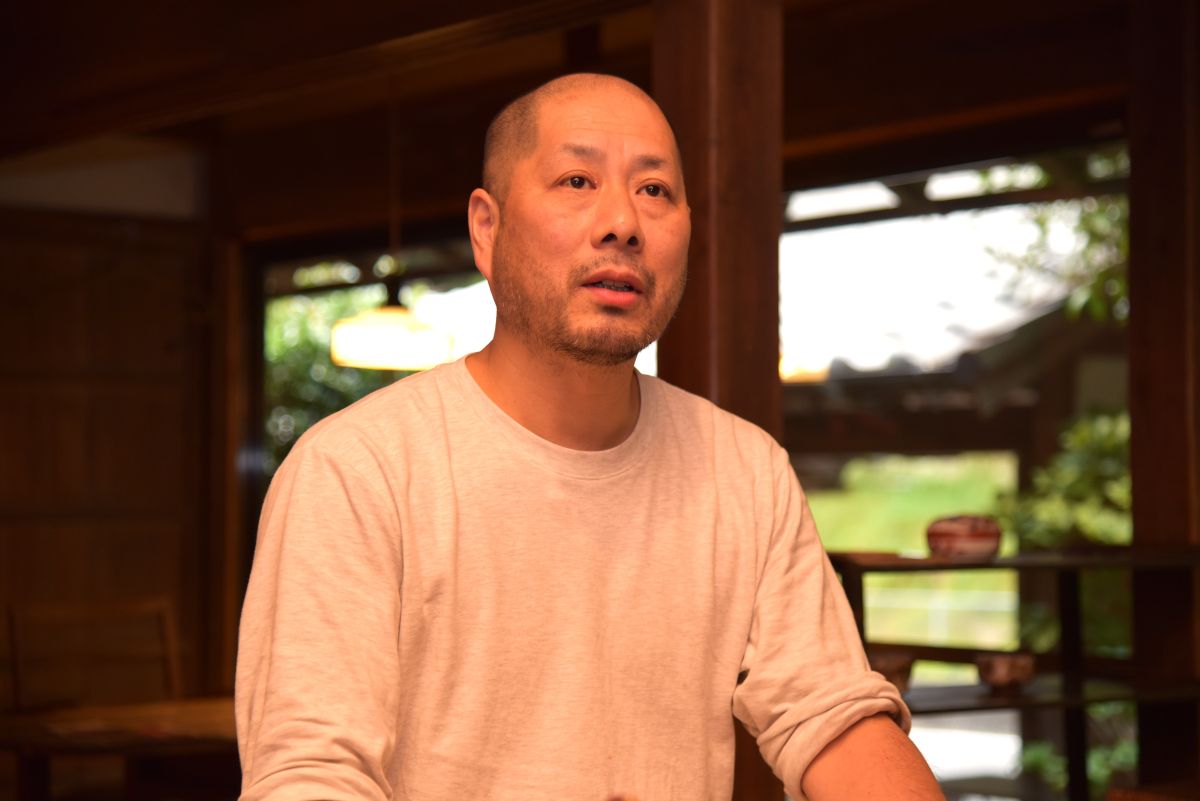 蕎麦屋の丁寧な仕事がつくりあげるバスハーブを語る桶谷氏