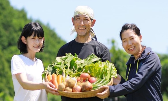 教育事業に農業を組み込む独特のプログラムを展開