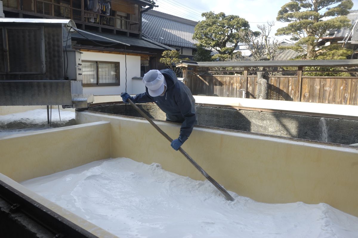 葛づくりに大事なのは水と、伝統的製法